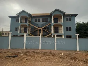 18bdrm House in Ahodwo Sokoban, Kumasi Metropolitan for sale