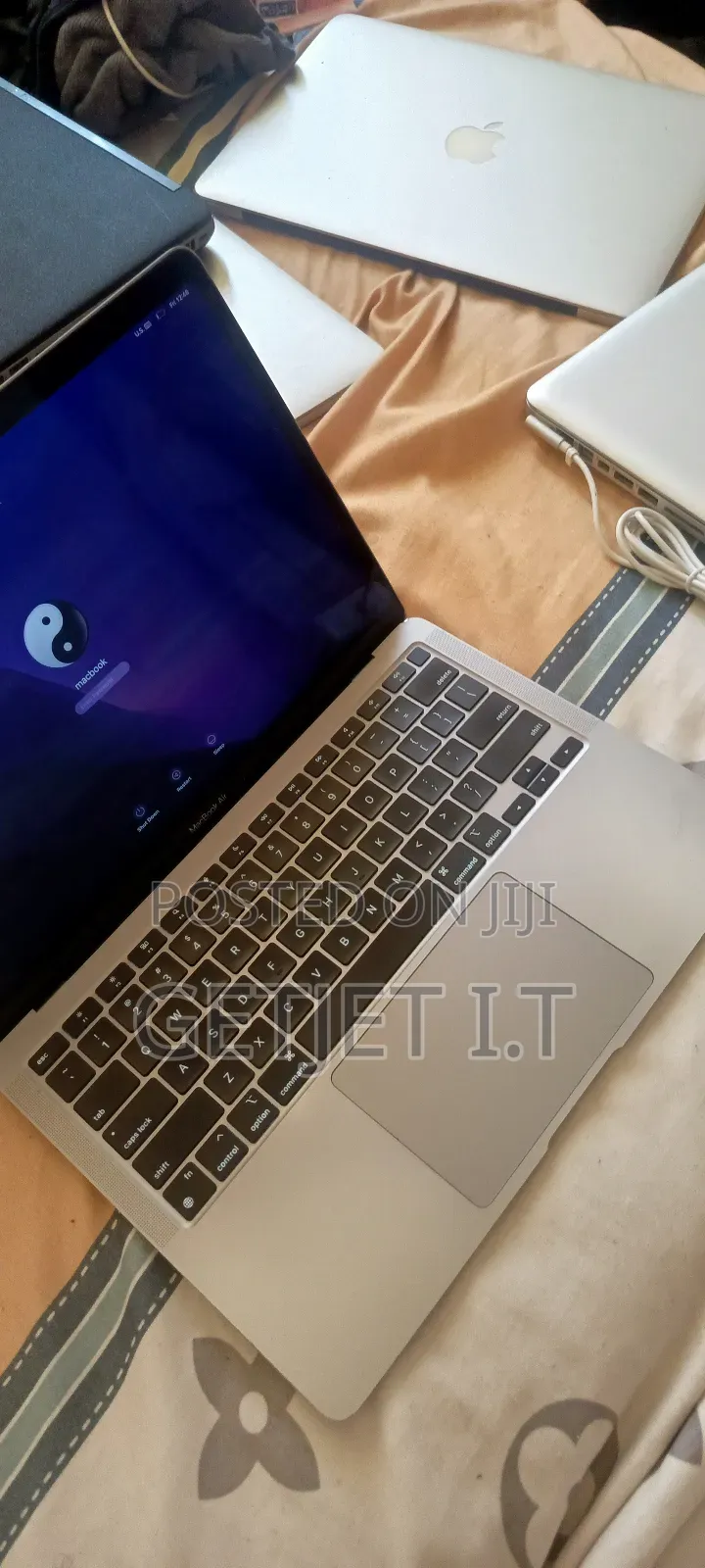 Laptop Apple MacBook Air 2020 M1 8GB Intel Core I5 SSD 256GB