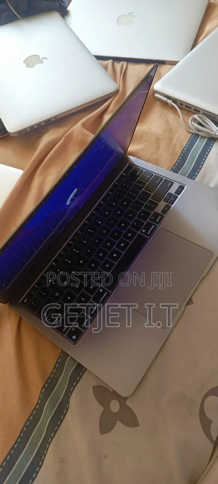Laptop Apple MacBook Air 2020 M1 8GB Intel Core I5 SSD 256GB