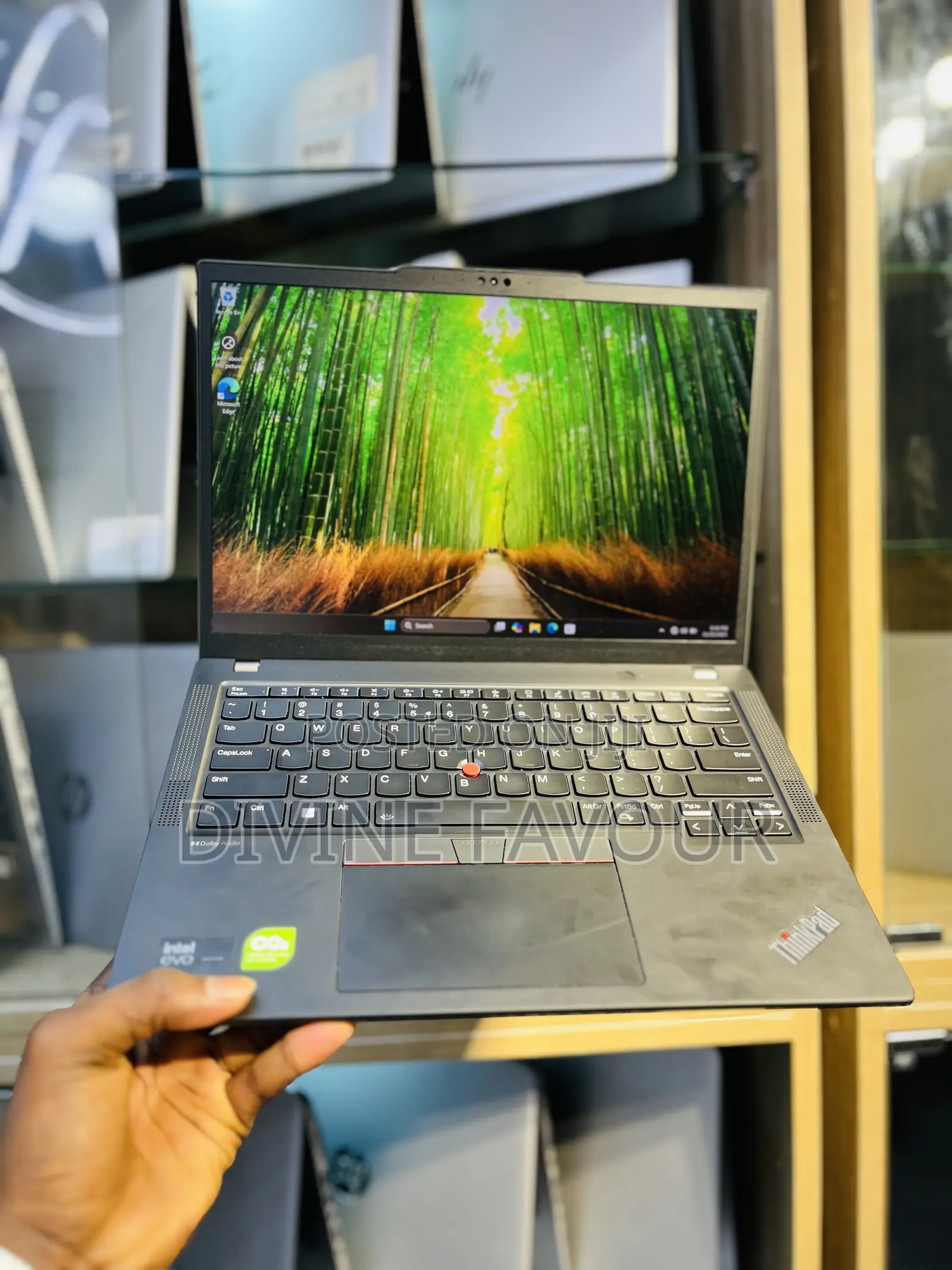 Laptop Lenovo ThinkPad X13 Gen 2 32GB Intel Core Ultra 7 SSD 1T