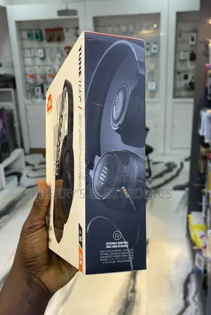 JBL Tune 760nc