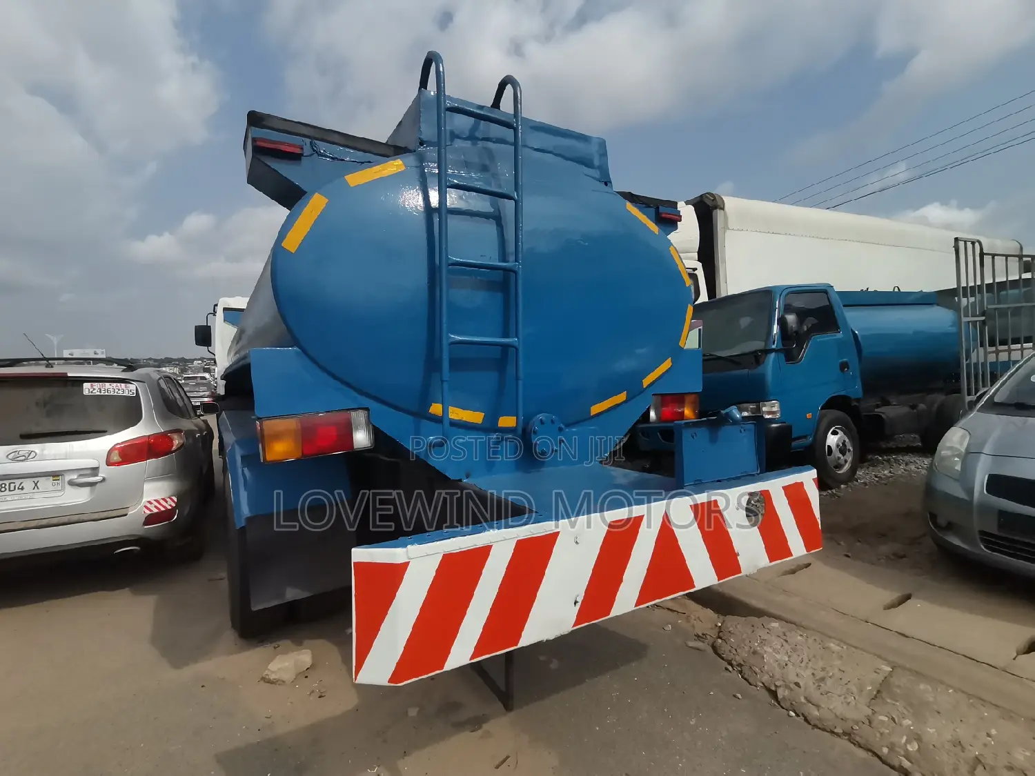 Hyundai Water Tanker Truck for Sale