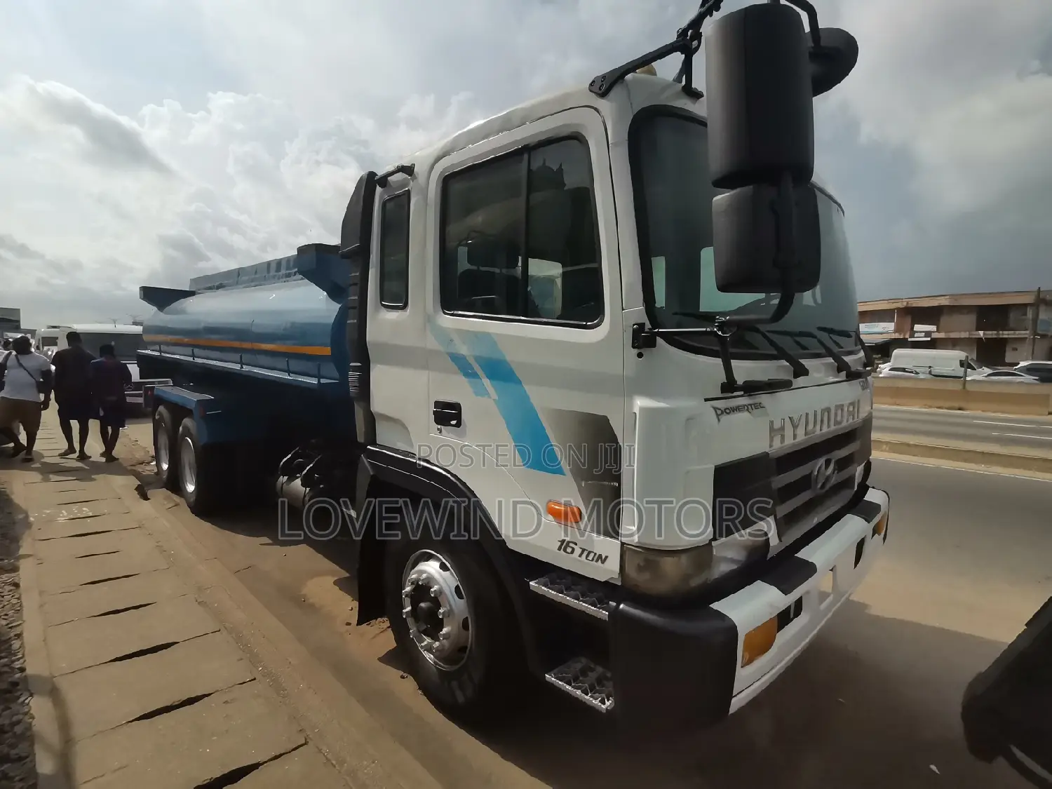 Hyundai Water Tanker Truck for Sale