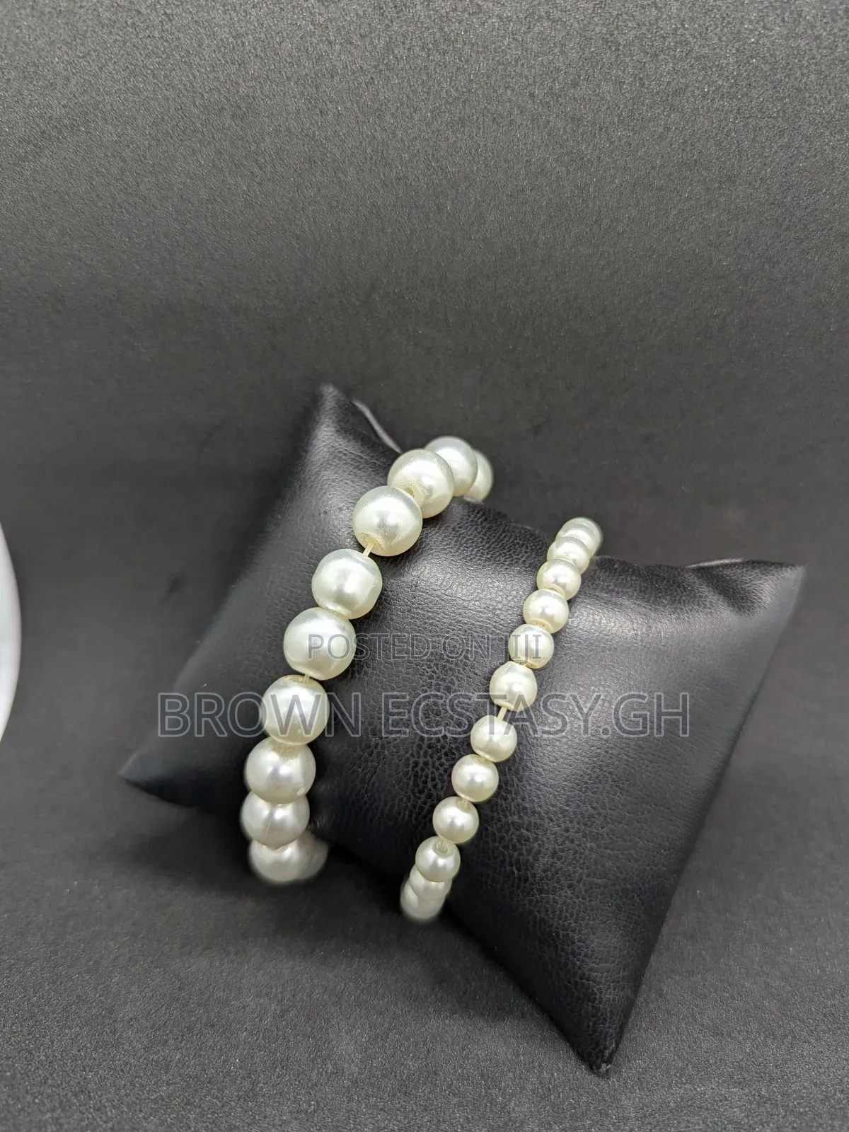 Pearl Bracelet White
