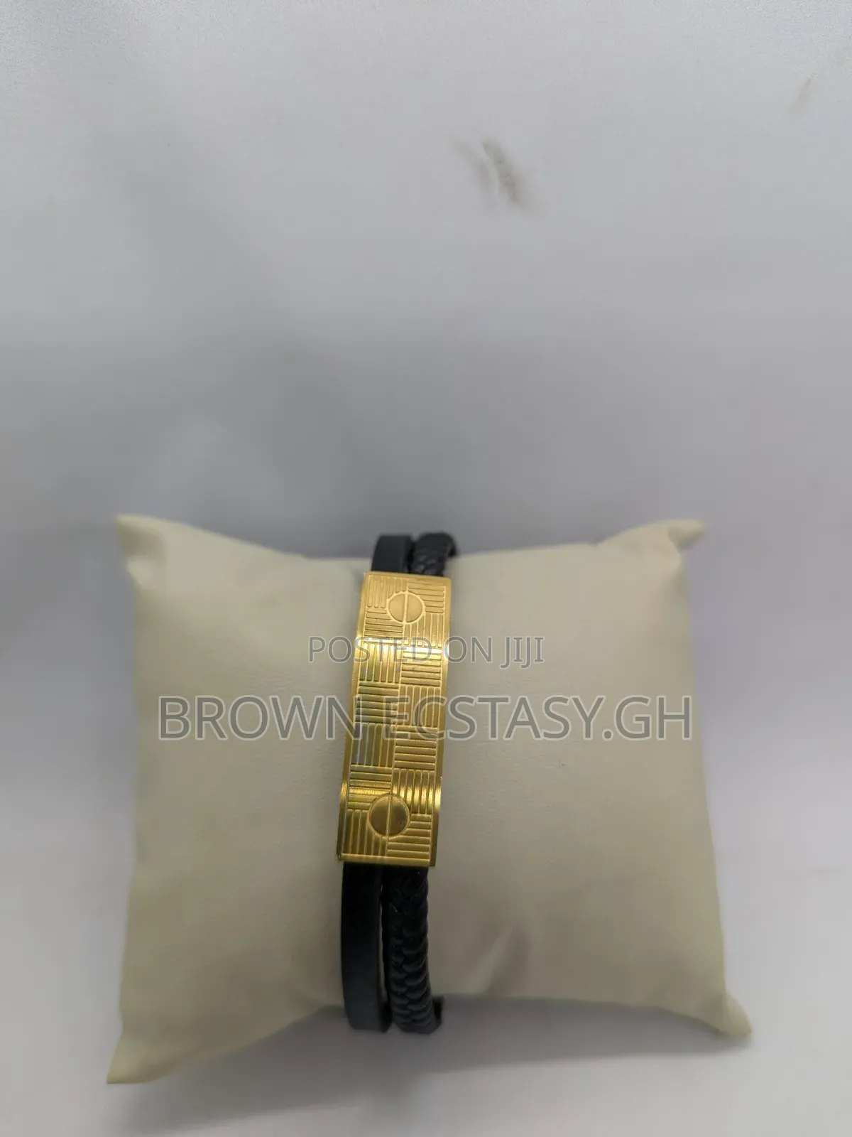 Cartier Leather Bracelet (Double Leather)