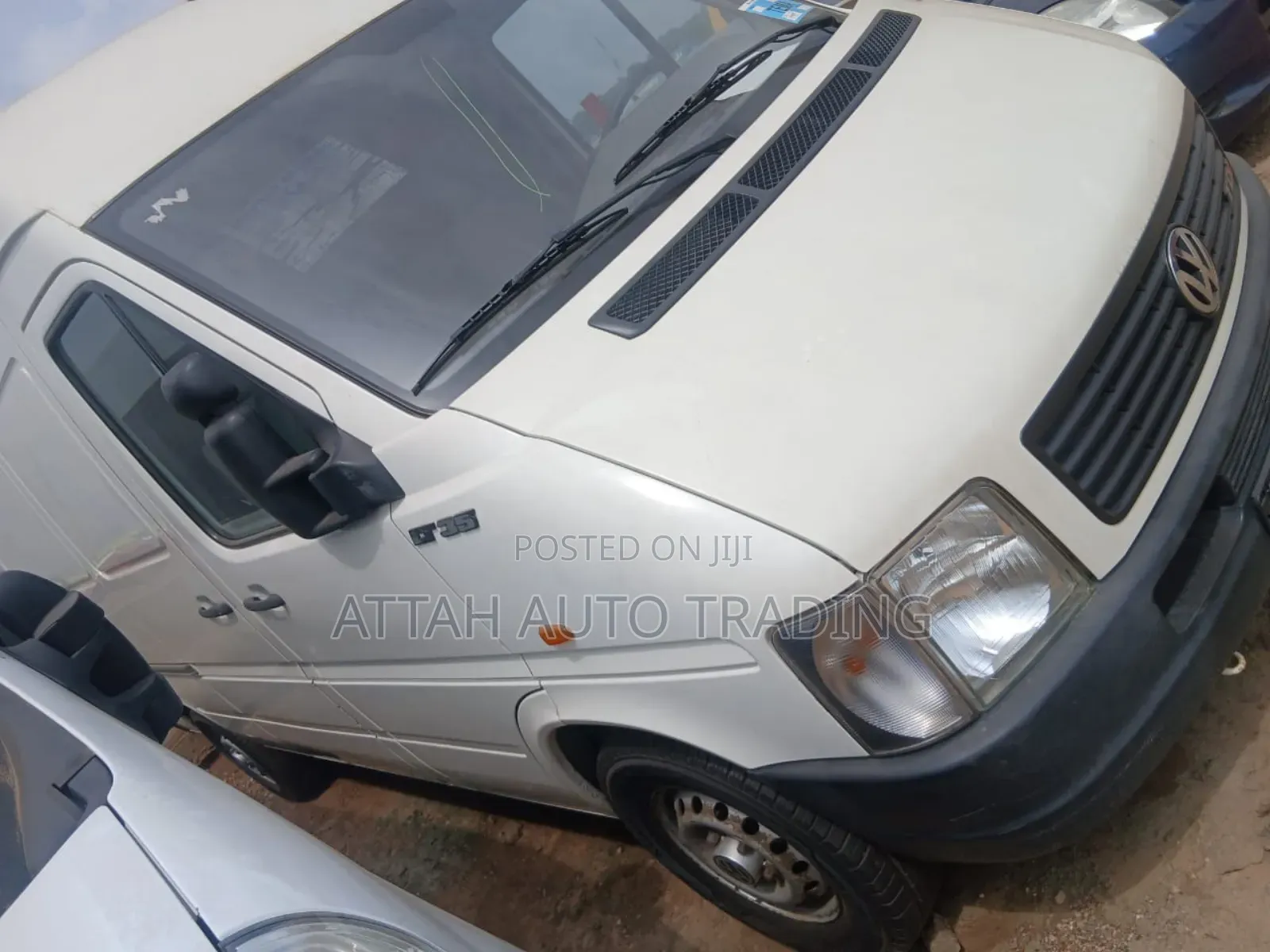 Volkswagen LT 2000 White