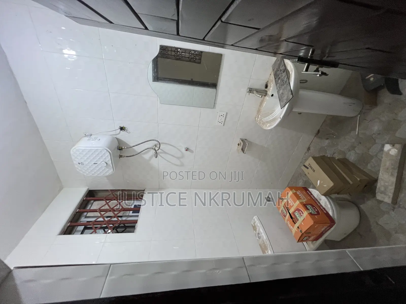 2bdrm Apartment in Mr Justice Estate, Bortiano for rent