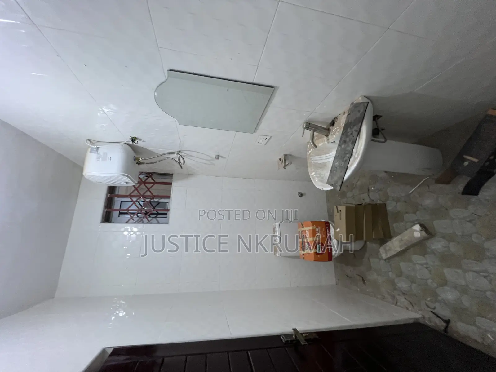 2bdrm Apartment in Mr Justice Estate, Bortiano for rent