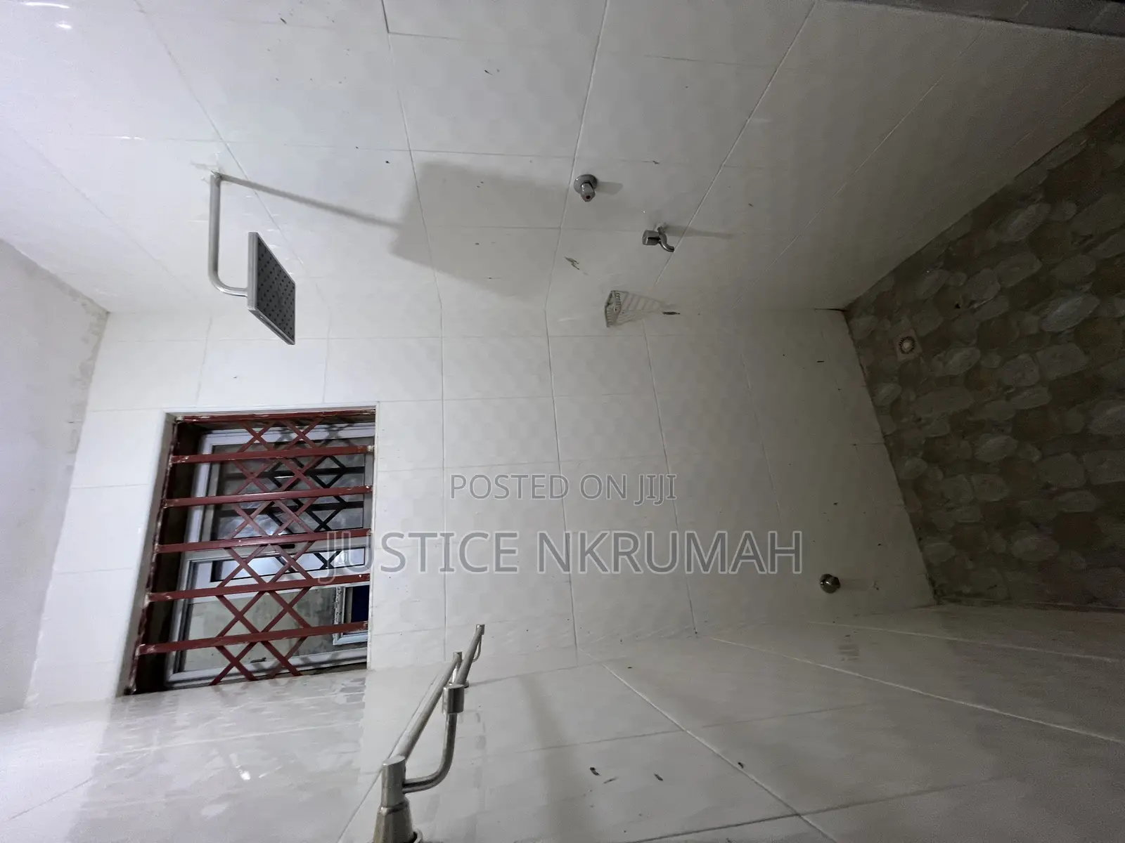 2bdrm Apartment in Mr Justice Estate, Bortiano for rent