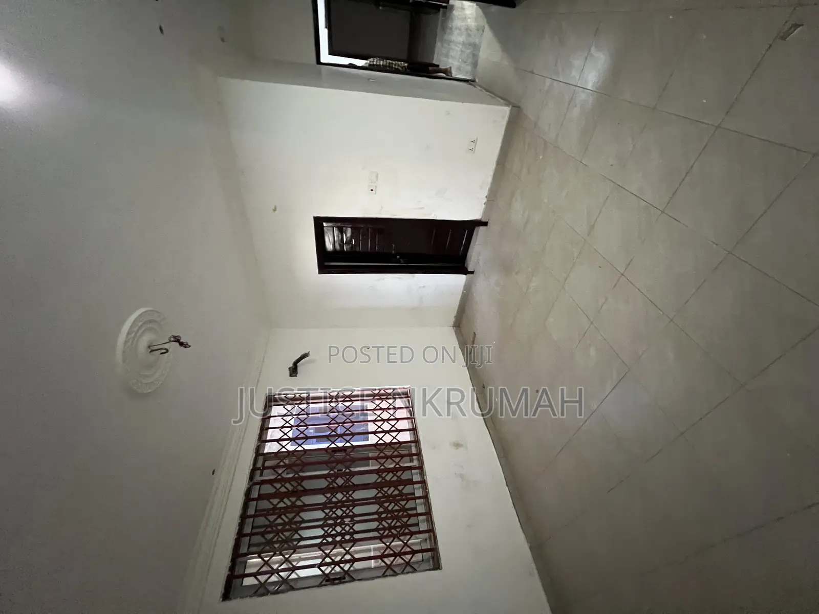 2bdrm Apartment in Mr Justice Estate, Bortiano for rent