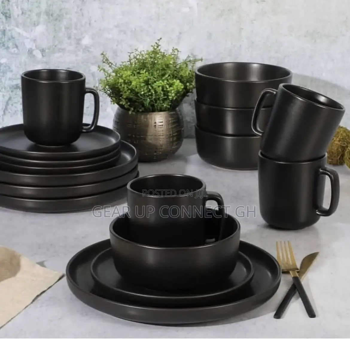 16-Pieces Dinnerware Set