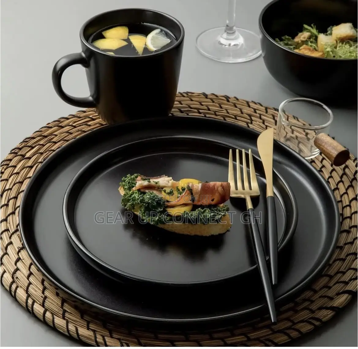 16-Pieces Dinnerware Set