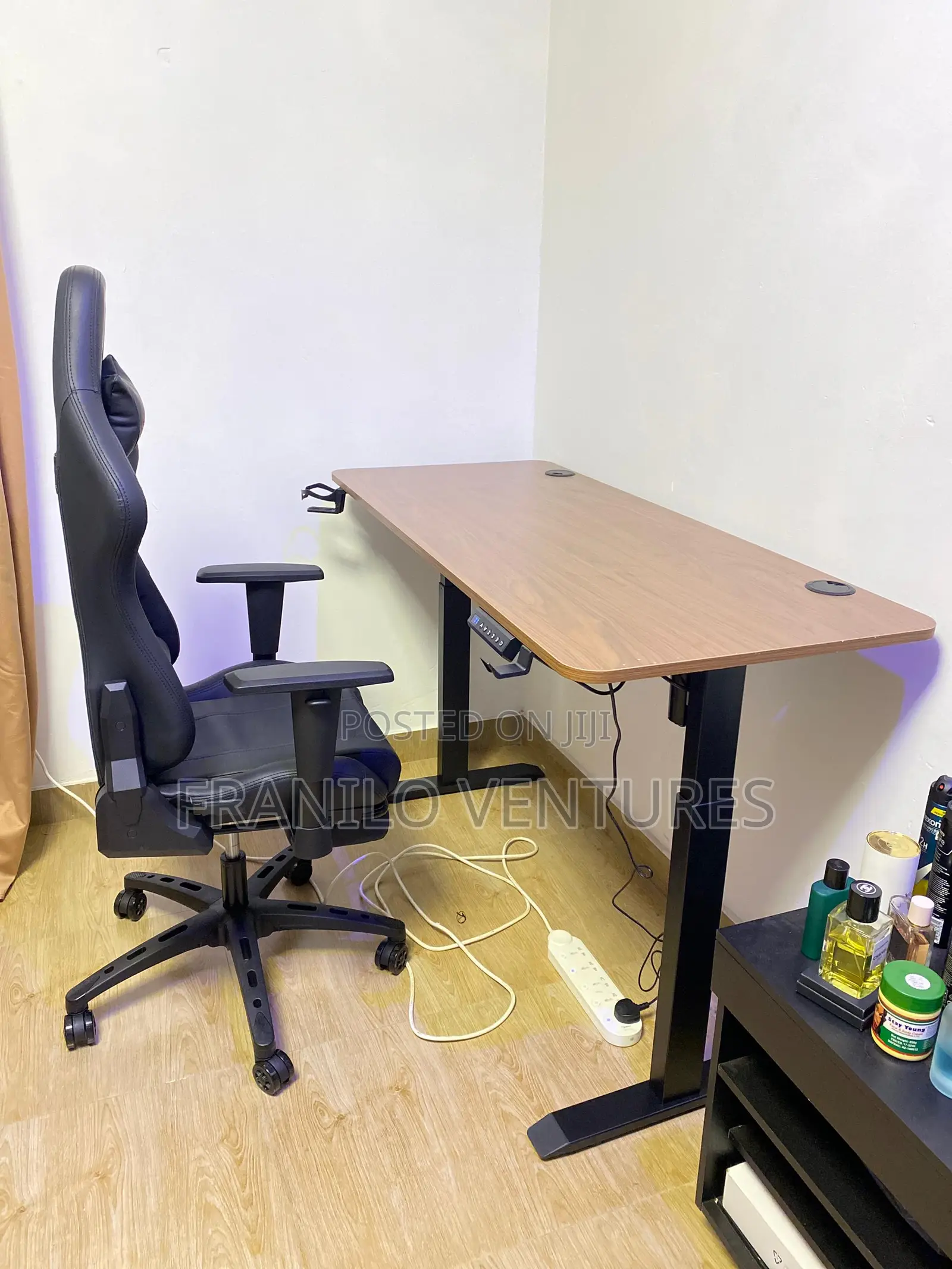 Electric Desk/ Sit- Stand