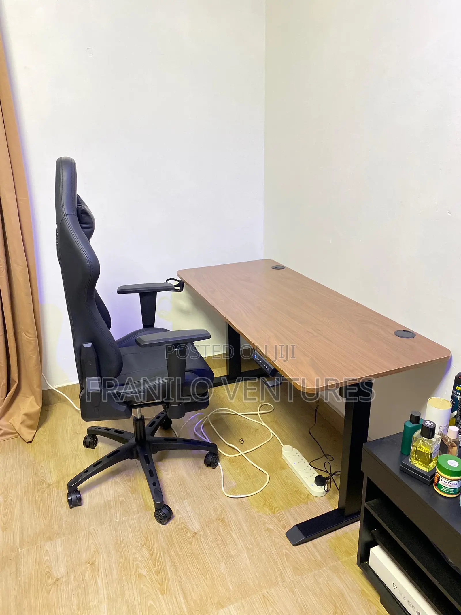 Electric Desk/ Sit- Stand