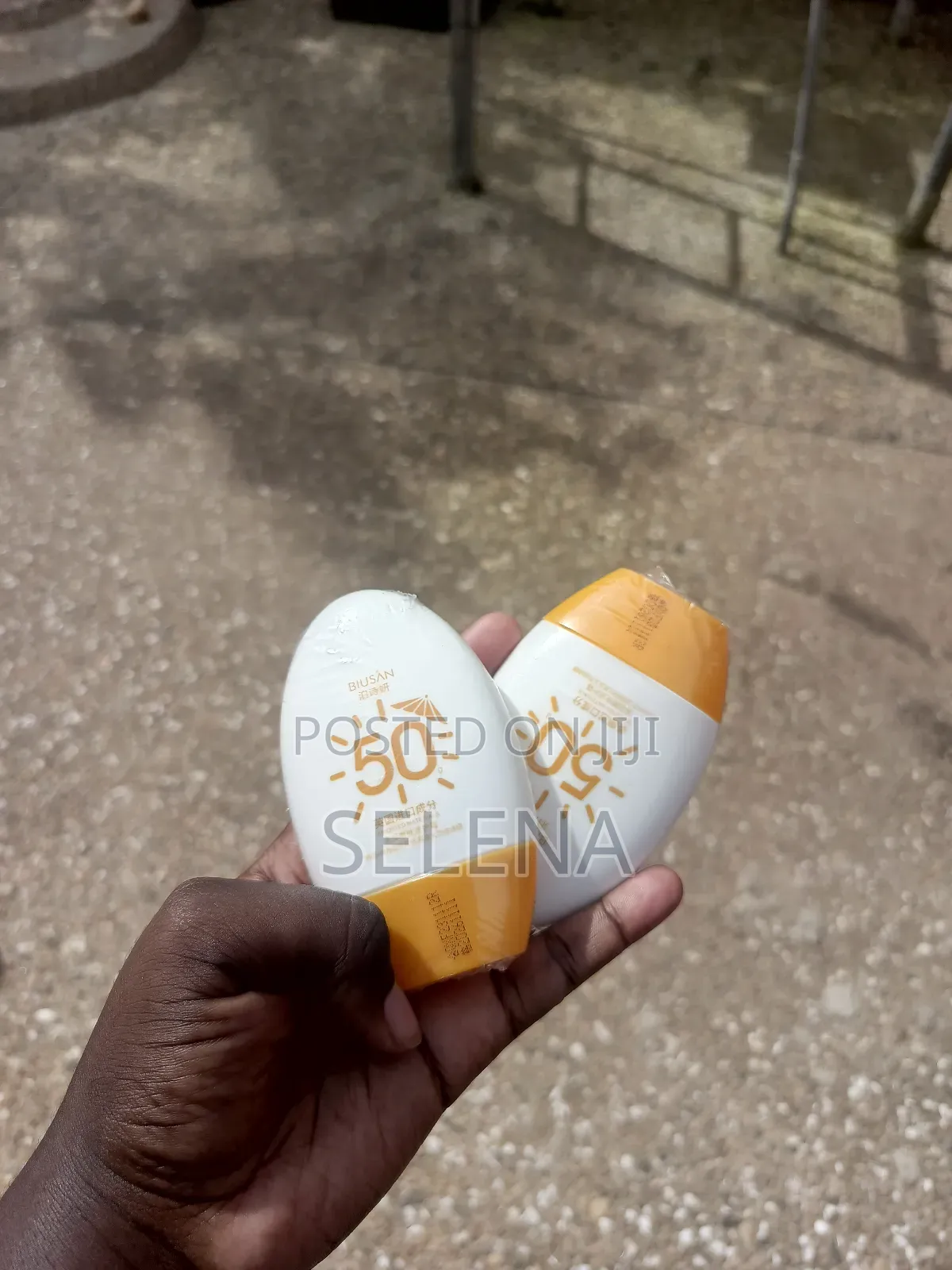 Sunscreen .
