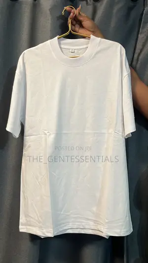Plain T-Shirt