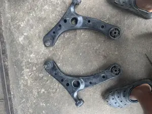 Toyota Voxy/Noah Lower Arm
