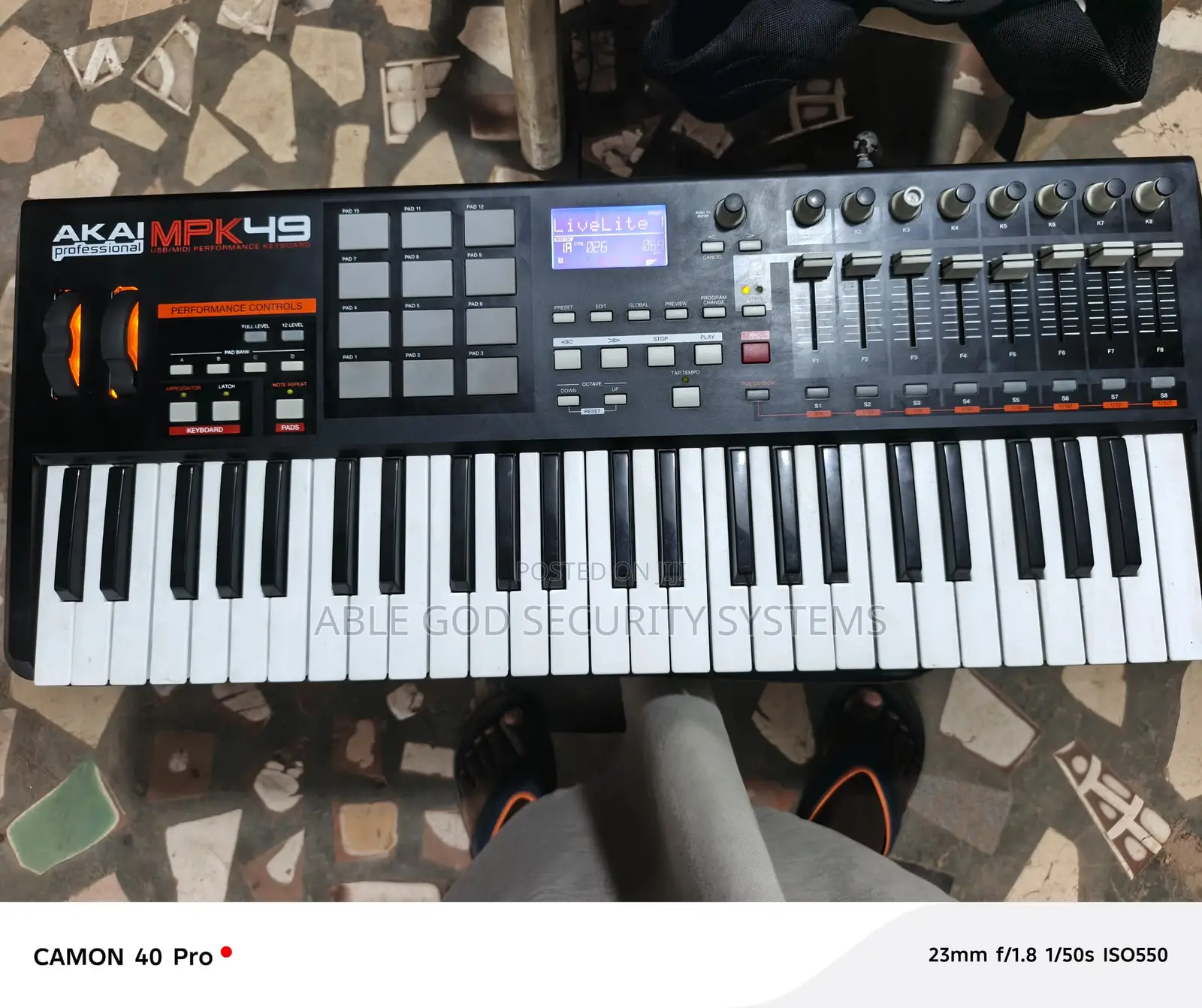 Akai Midi Keyboard