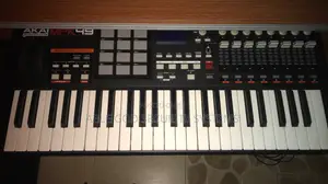 Akai Midi Keyboard