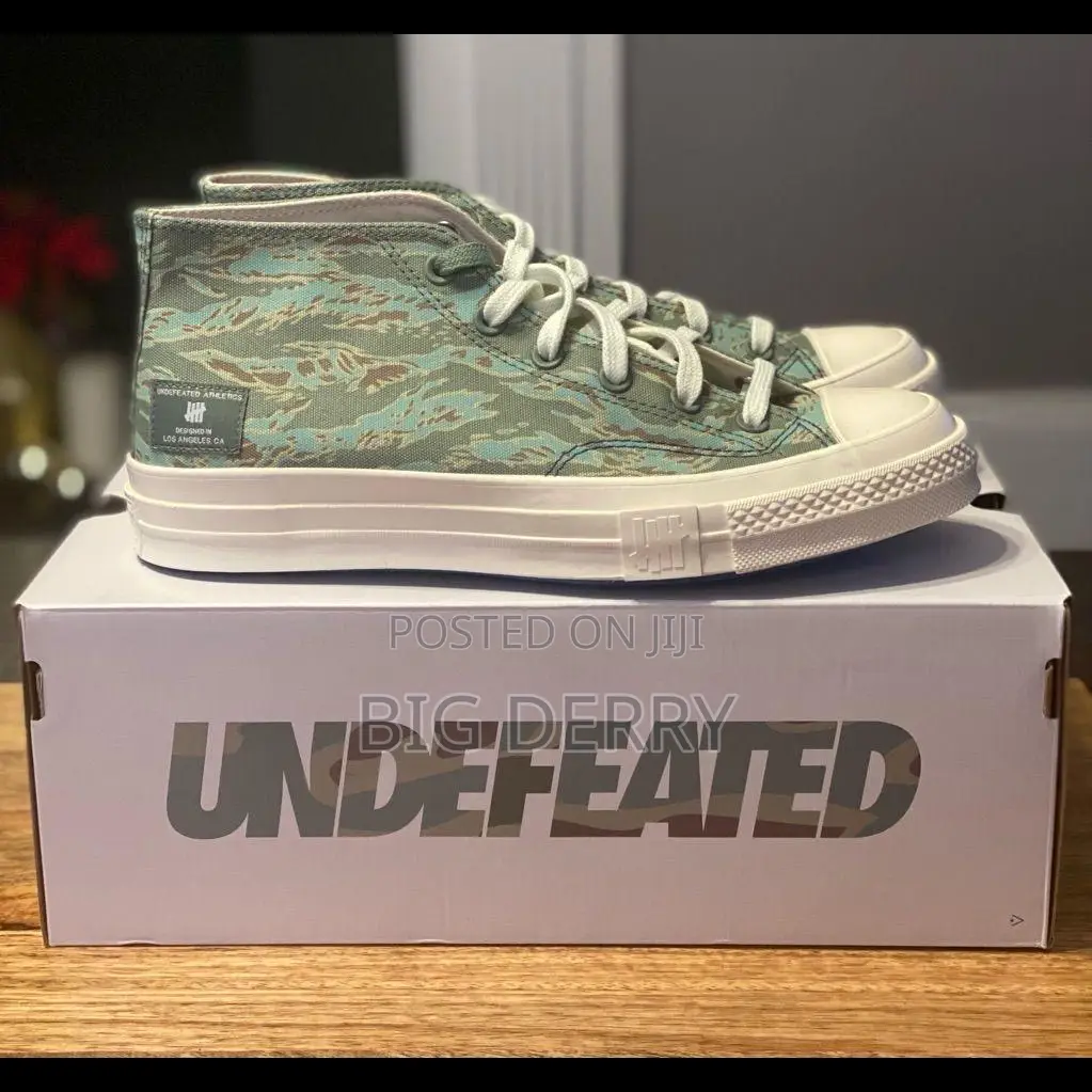 Converse Chuck Mid Undeafeated