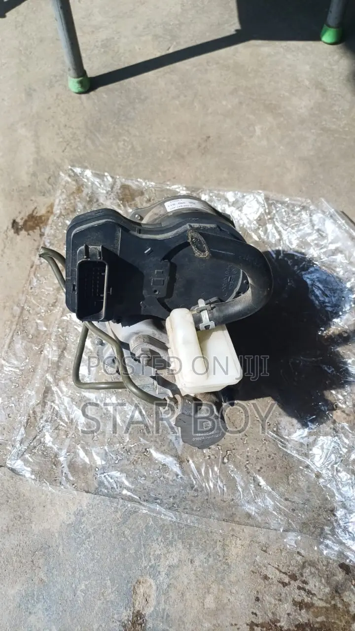 Honda CRV Brake Pot 2017-2023