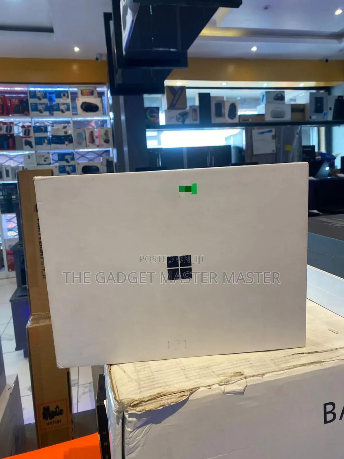 New Microsoft Surface Pro 16GB Qualcomm Snapdragon X Plus SSD 512GB
