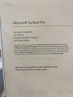 New Microsoft Surface Pro 16GB Qualcomm Snapdragon X Plus SSD 512GB
