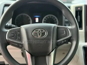 Toyota HiAce 2025 White