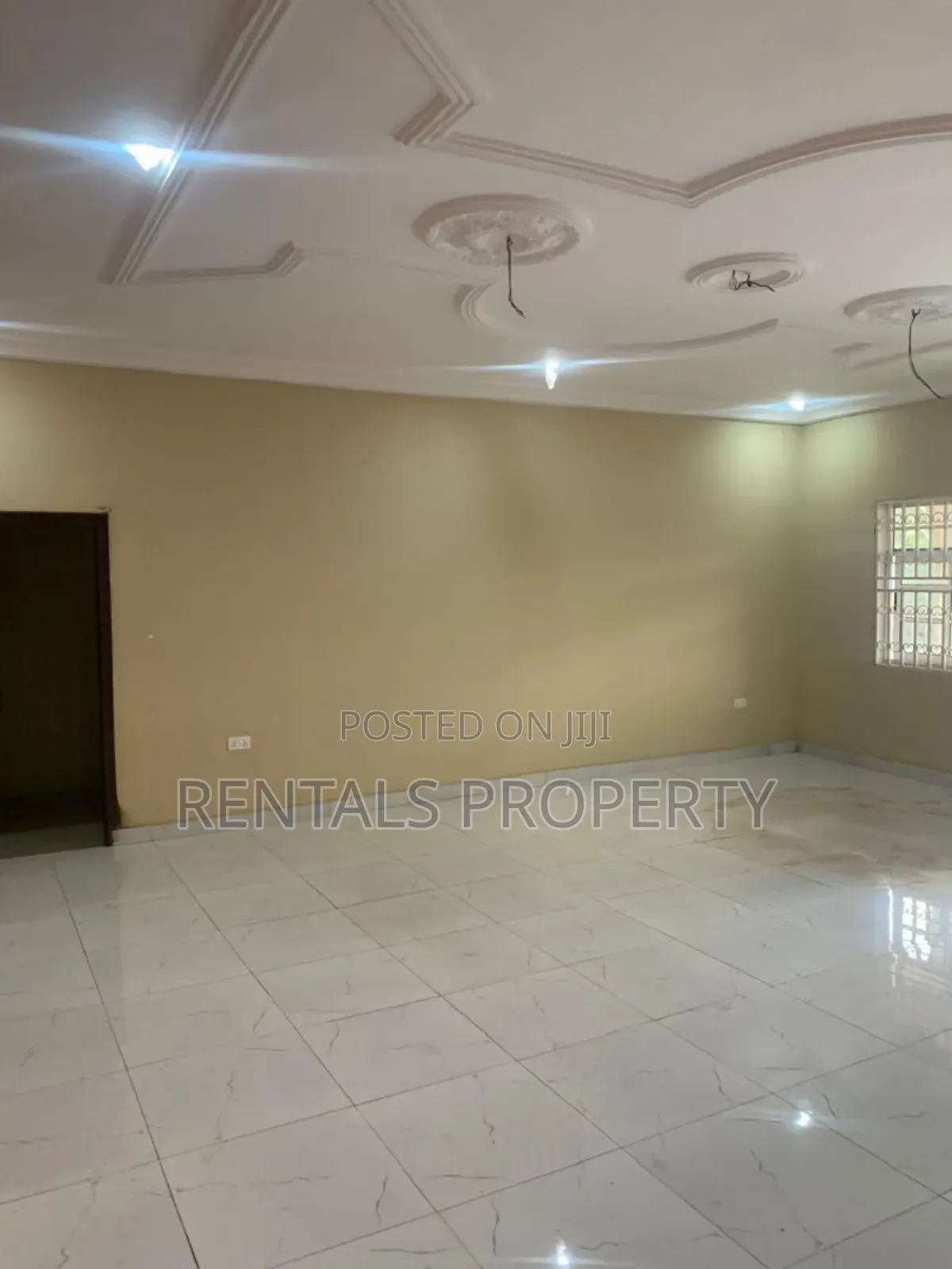 3bdrm Block of Flats in Adenta for rent