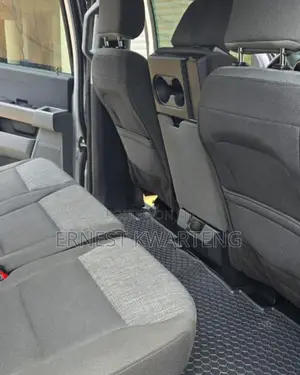 Ford F-150 XLT 2022 Silver