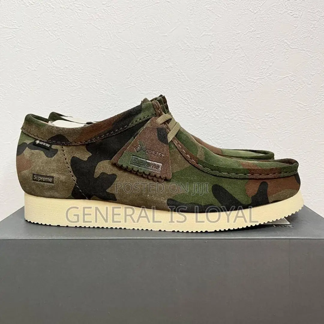Supreme X Clarks Originals Wallabee Sneakers