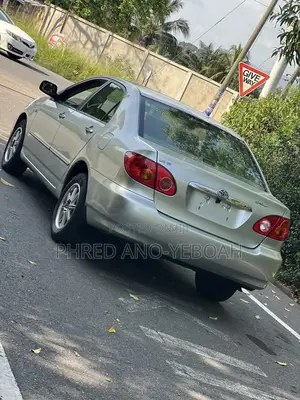 Toyota Corolla 1.8 2008 Gold