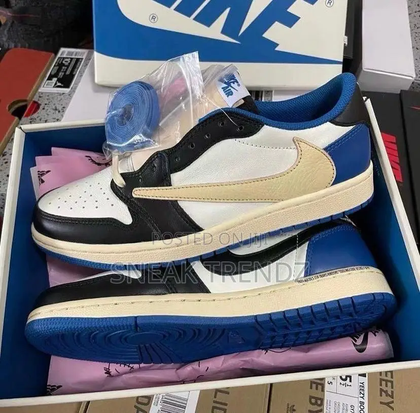 Air Jordan 1 Low X Travis Scott