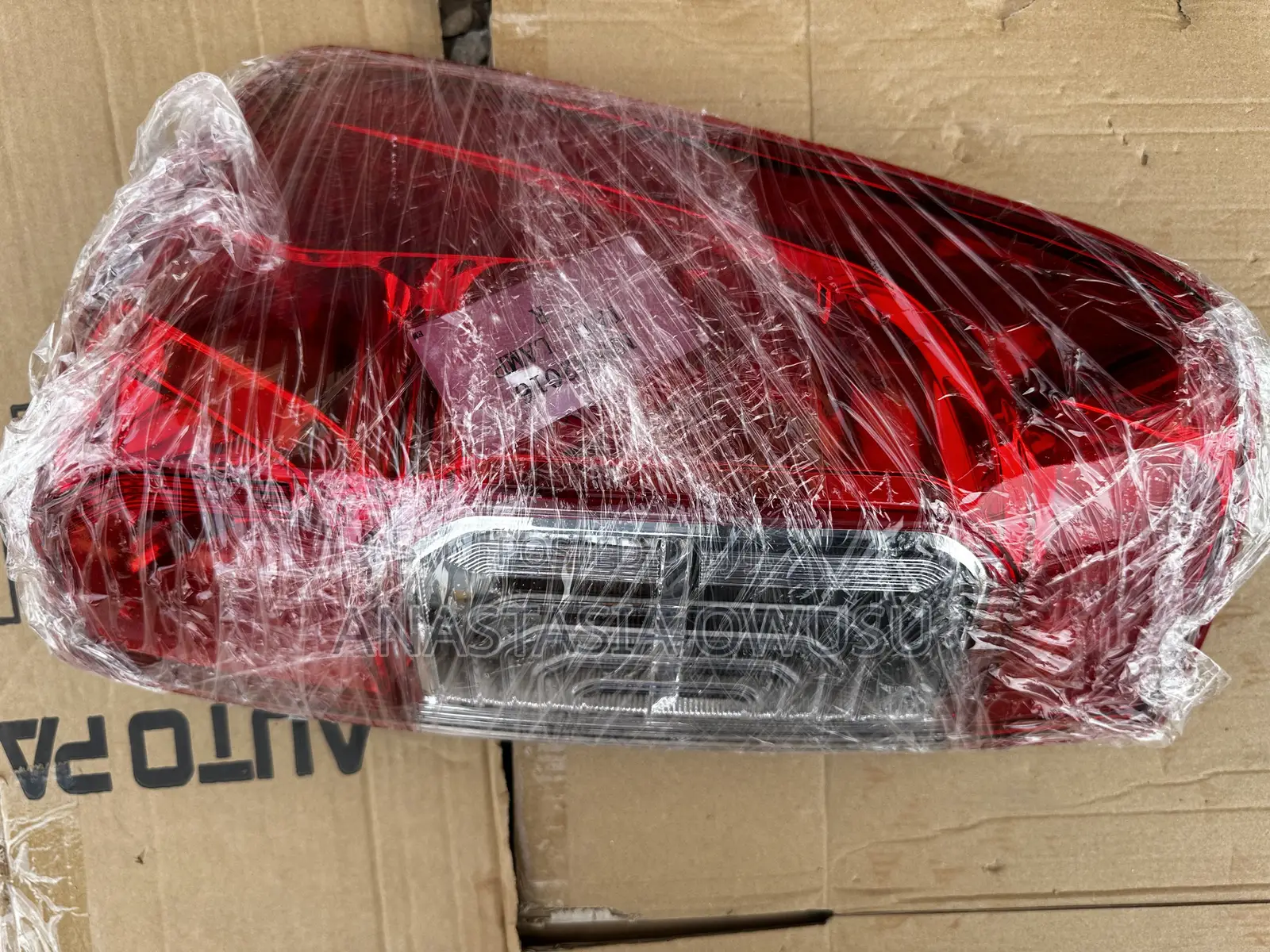 Navara 2016-2019 Taillight