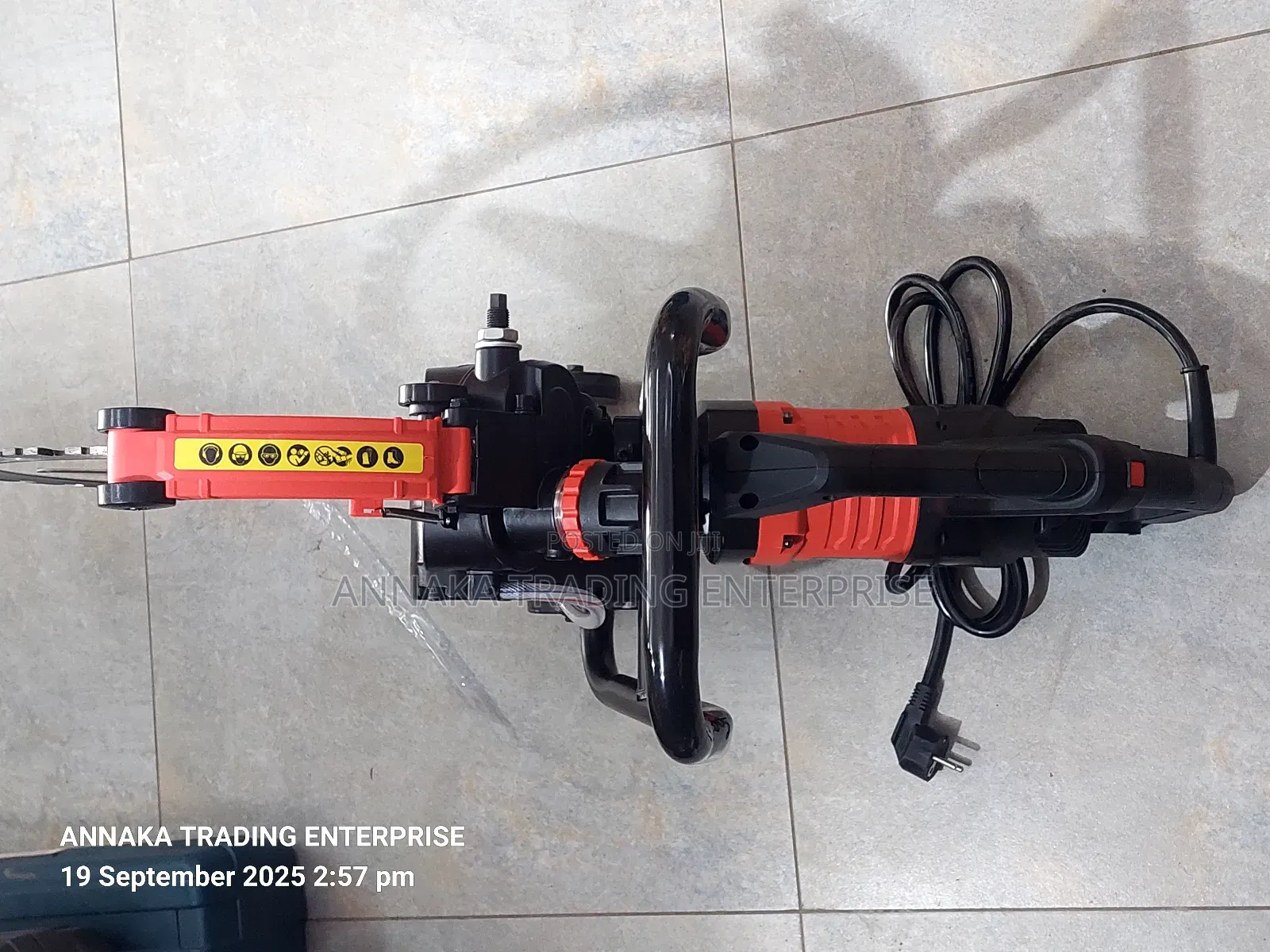 Wall Cutting Machine