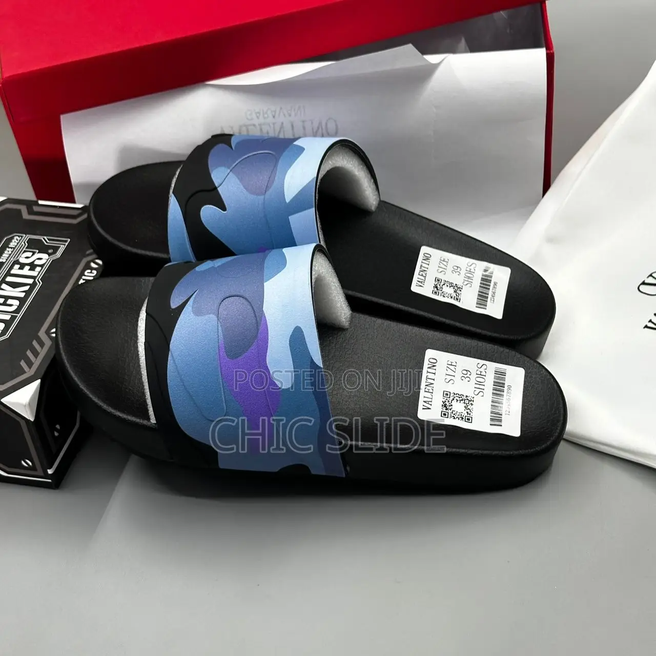 Valentino Slides