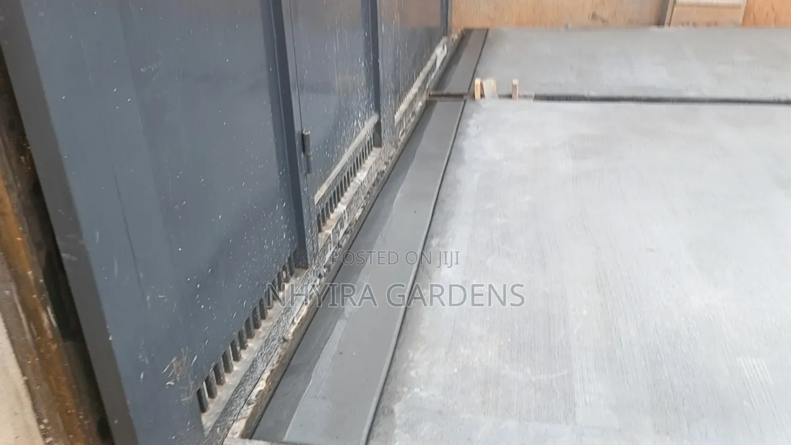Concrete Floor ( Fine Finish Concrete)