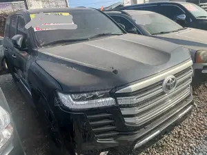 Toyota Land Cruiser 2017 Black