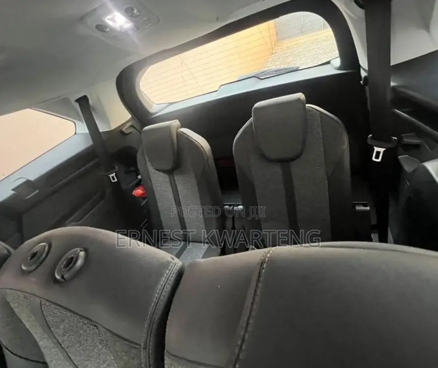 Peugeot 5008 2018 Black