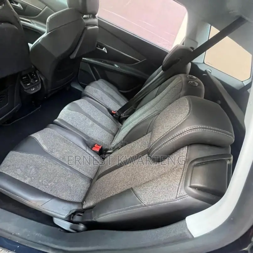 Peugeot 5008 2018 Black