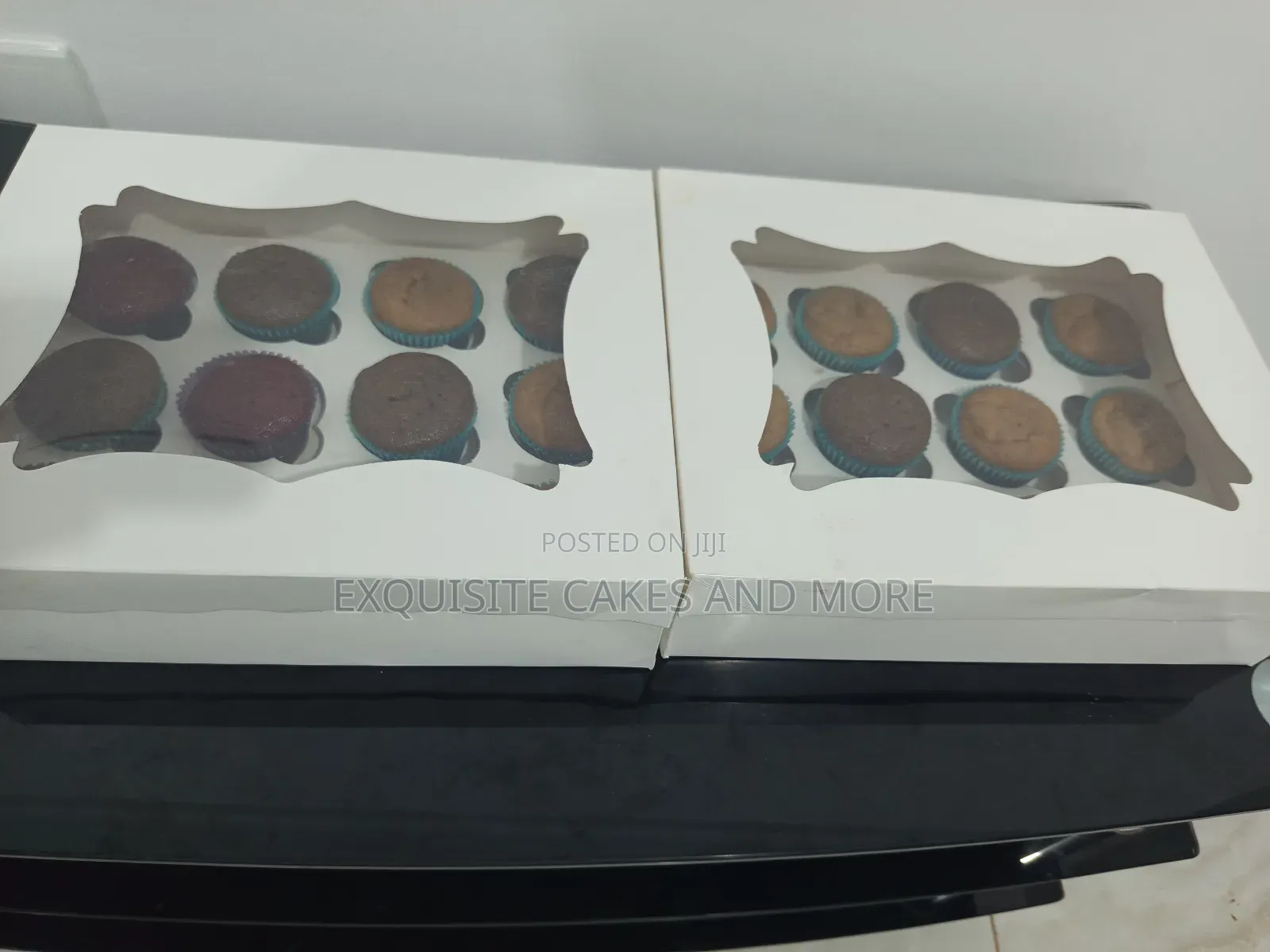 Banana / Chocolate / Redvelvet Cupcakes