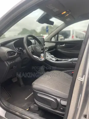Hyundai Santa Fe SE (4 styles) 2022 Gray