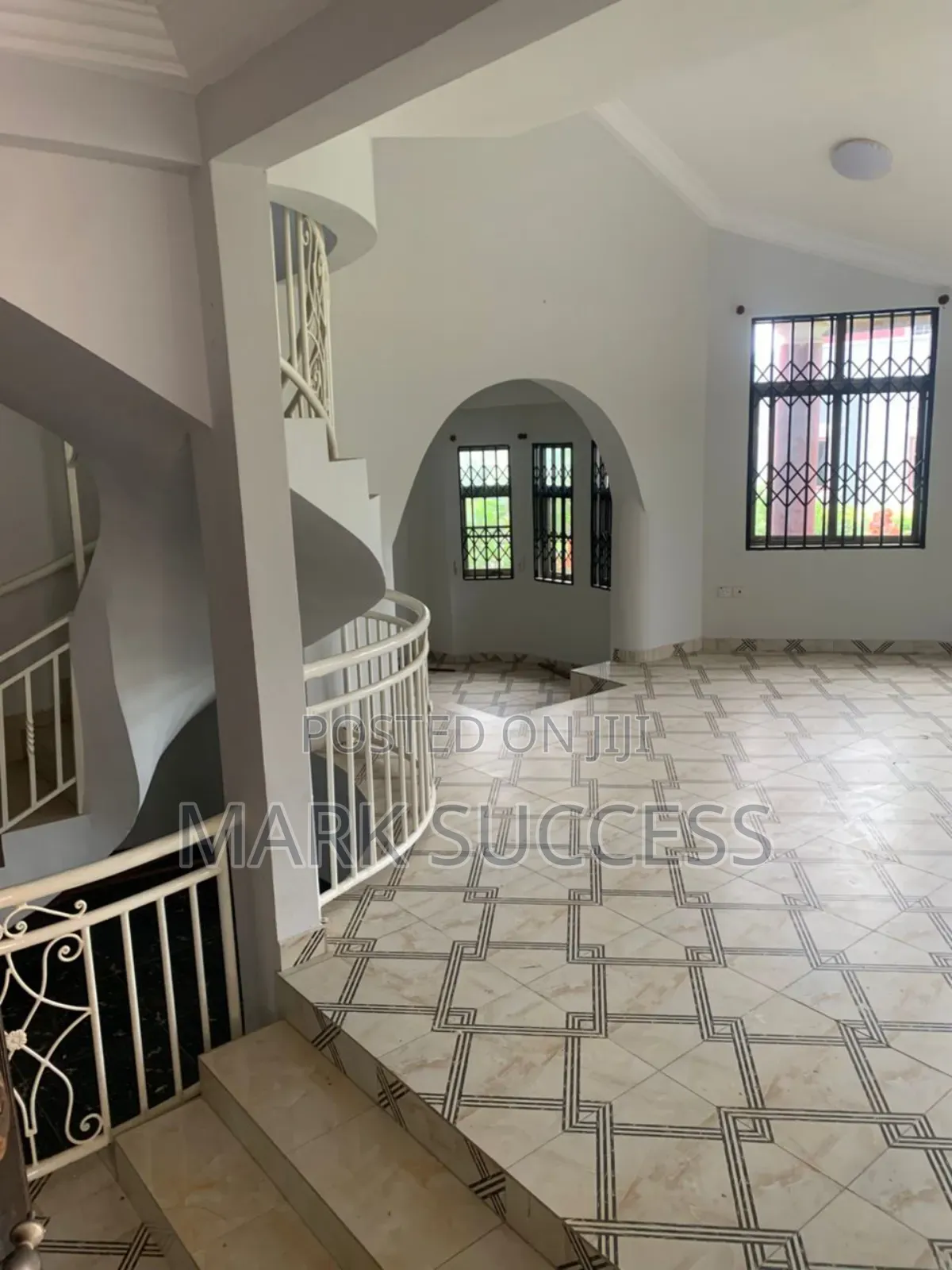 5bdrm Duplex in Toll Booth for rent