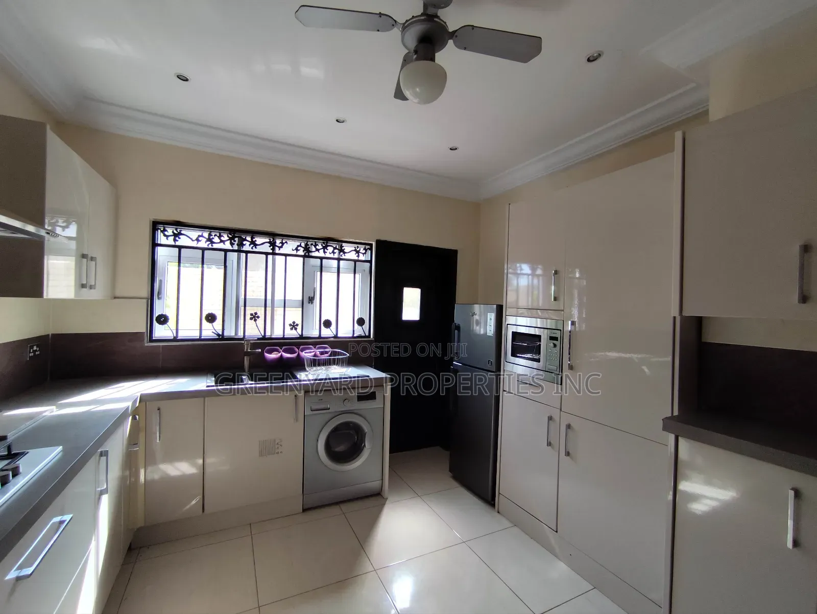 Furnished 2bdrm Apartment in C18, Spintex for rent