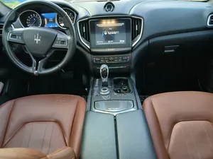 Maserati Ghibli S GranLusso RWD 2018 Black