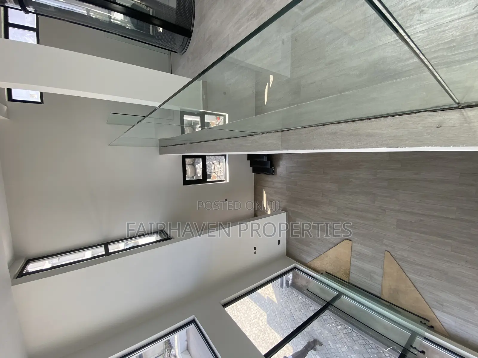 Furnished 3bdrm Townhouse/Terrace in East Airport for sale