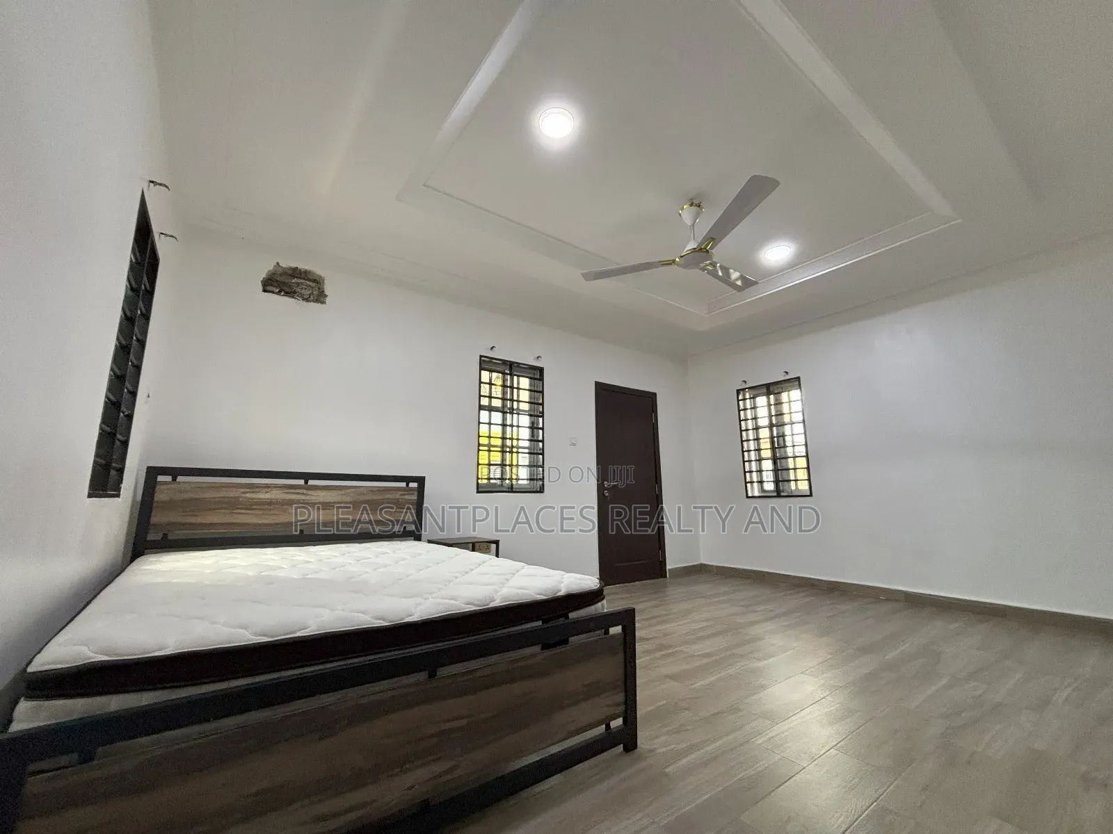 4bdrm Duplex in Pleasantplaces, Ashomang Estate for rent