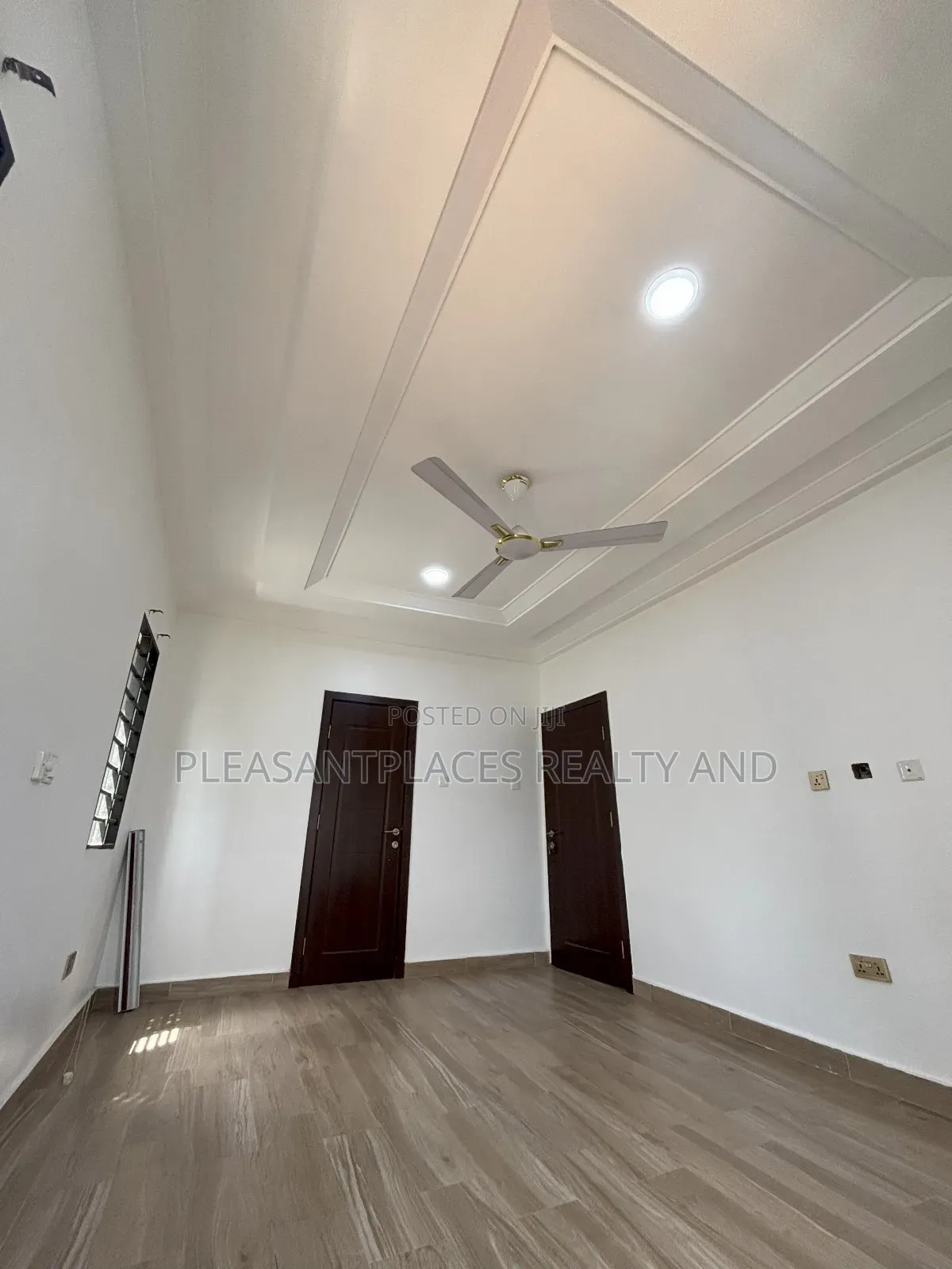 4bdrm Duplex in Pleasantplaces, Ashomang Estate for rent