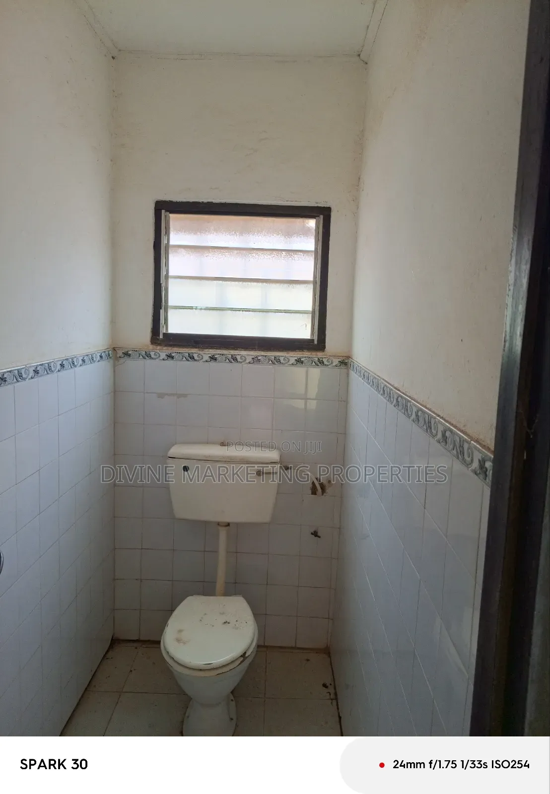 2bdrm House in Ashongman, Ashomang Estate for sale