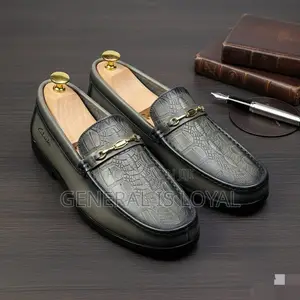 Clarks Embossed Crocodile Pattern Mens Loafer